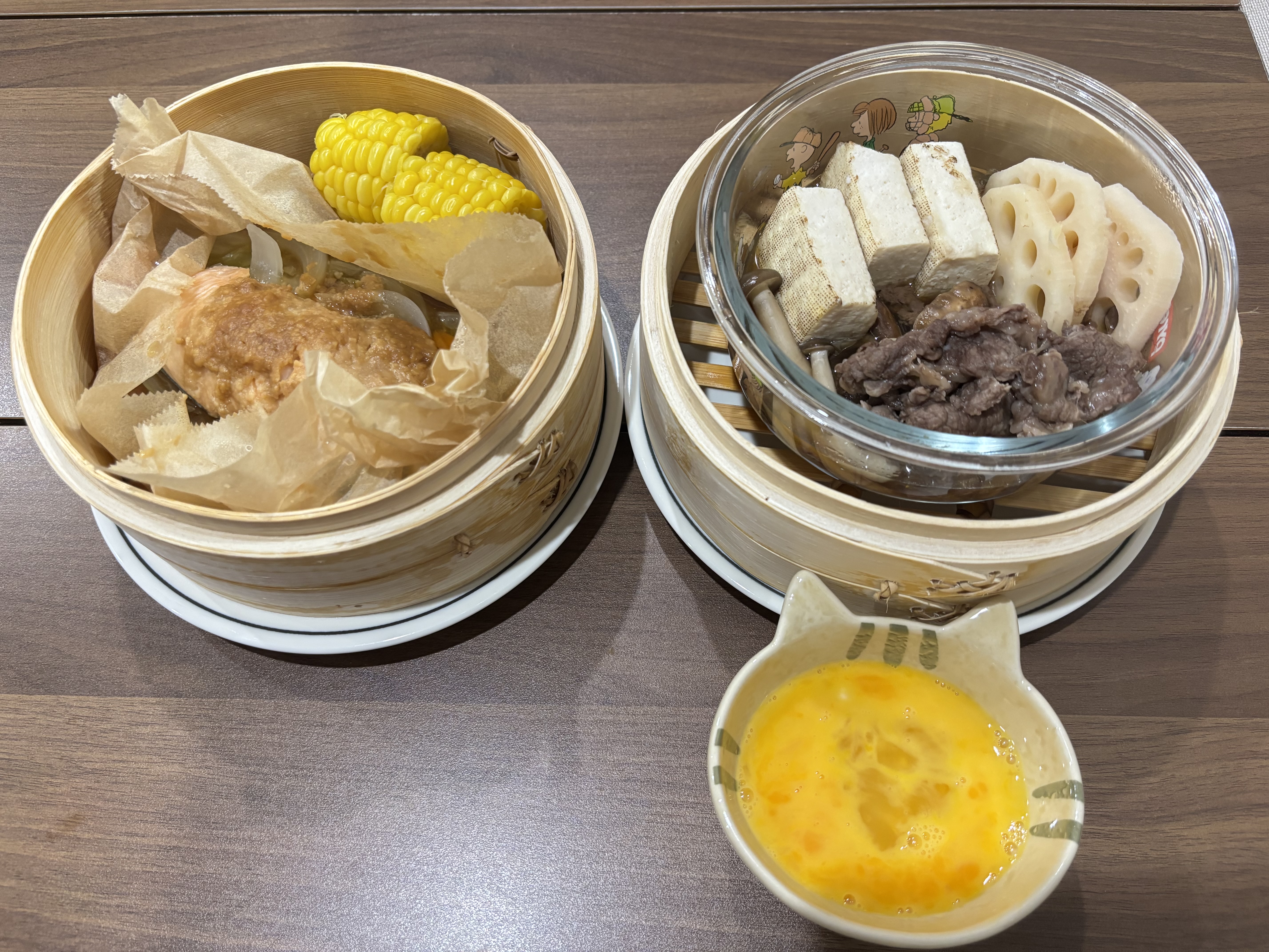 鮭のちゃんちゃん焼き風と、すき焼き風